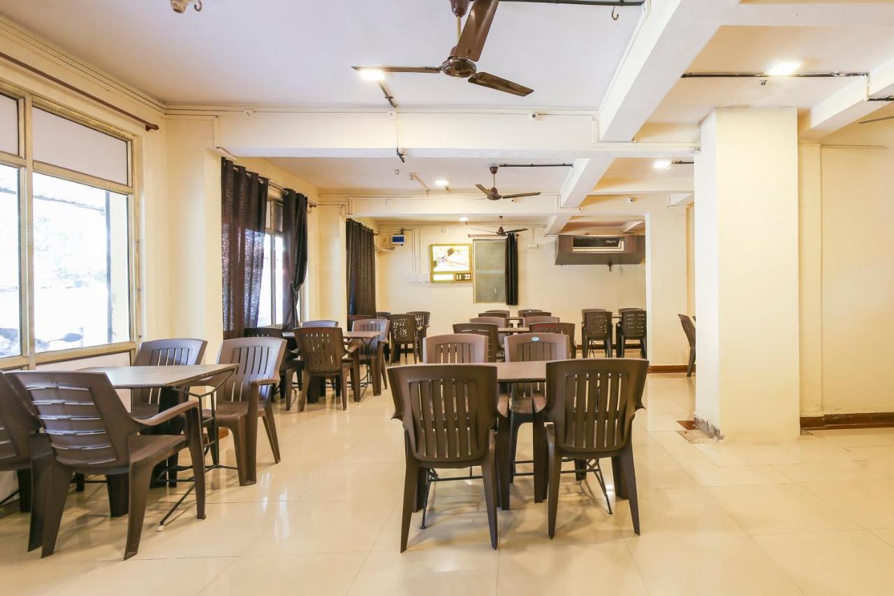Spot On 67211 Hotel Gokul Daman Ngoại thất bức ảnh