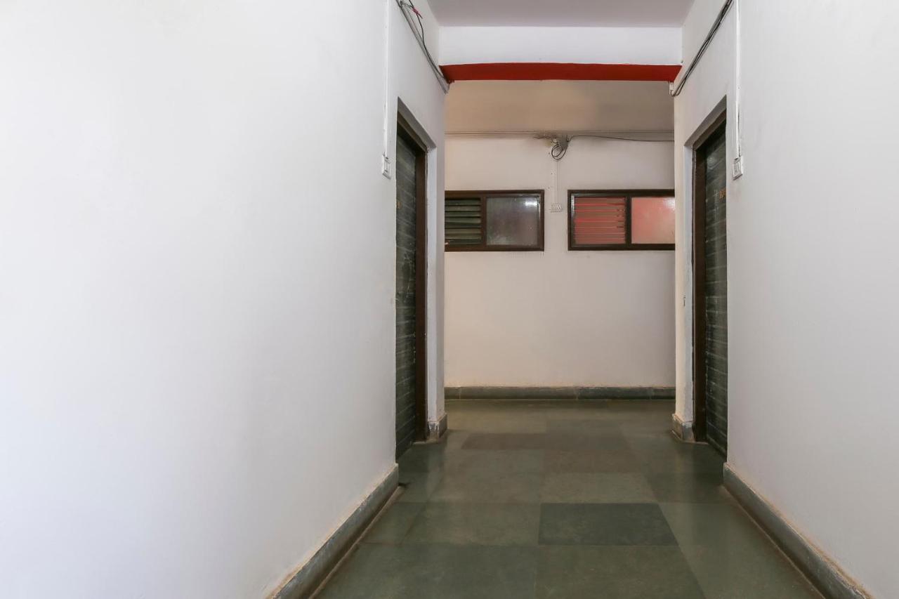Spot On 67211 Hotel Gokul Daman Ngoại thất bức ảnh